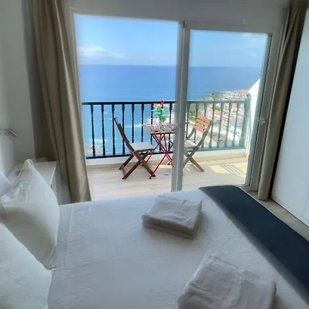 Апартаменты Amazing Sea Views From Cozy Studio. *