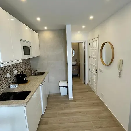 Amazing Sea Views From Cozy Studio. Апартаменты Пуэрто-де-Сантьяго