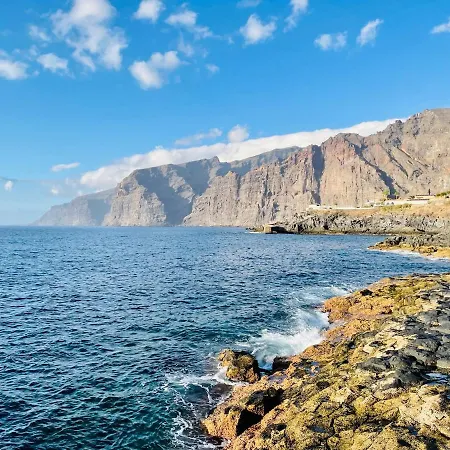 Amazing Sea Views From Cozy Studio. Апартаменты *